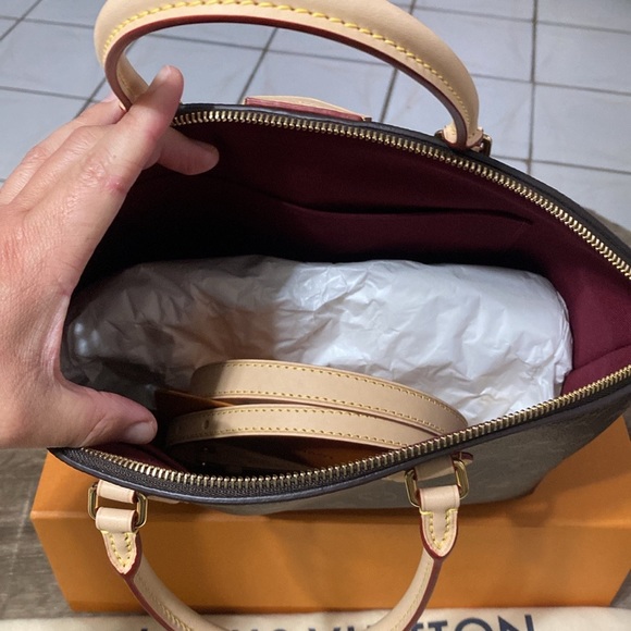 Louis Vuitton Monogram Boetié PM Size Bag NWT - Picture 9 of 15